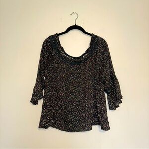 Timing | Black Ruffled Relaxed Blouse
